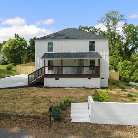 5Br 4B Huge Space With 2 Level Game Barn Greenville Exterior photo