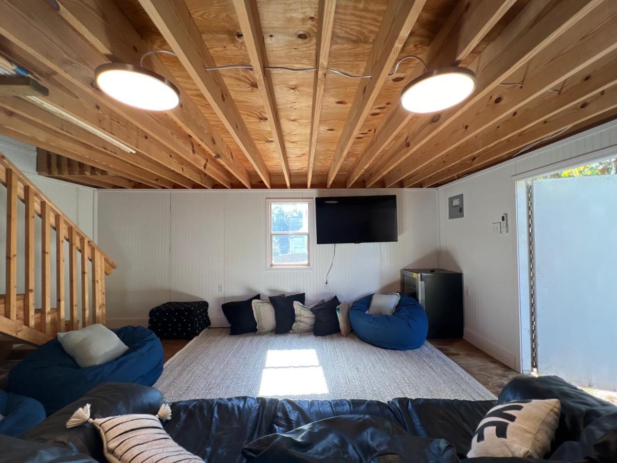 5Br 4B Huge Space With 2 Level Game Barn Greenville Exterior photo